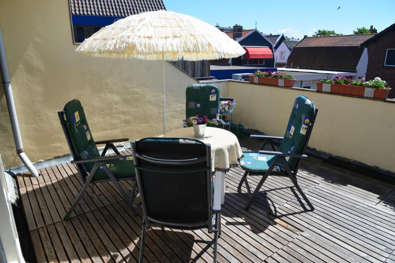 Apartment Bas